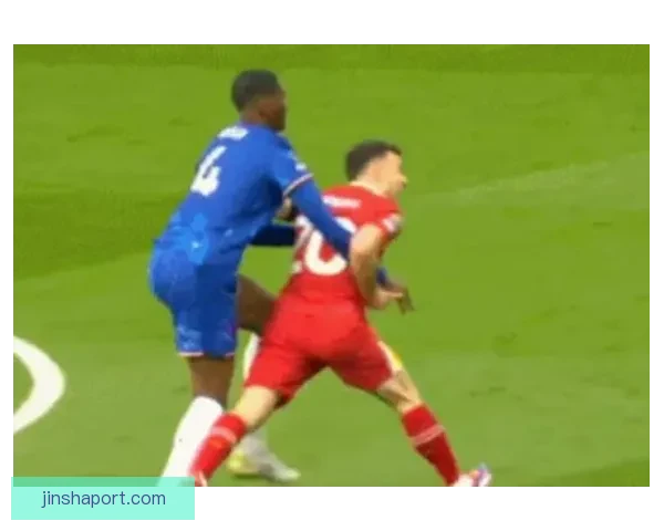 龙赛罗批评姆巴佩未能在关键时刻挺身而出期待看到以领袖为核心的表现